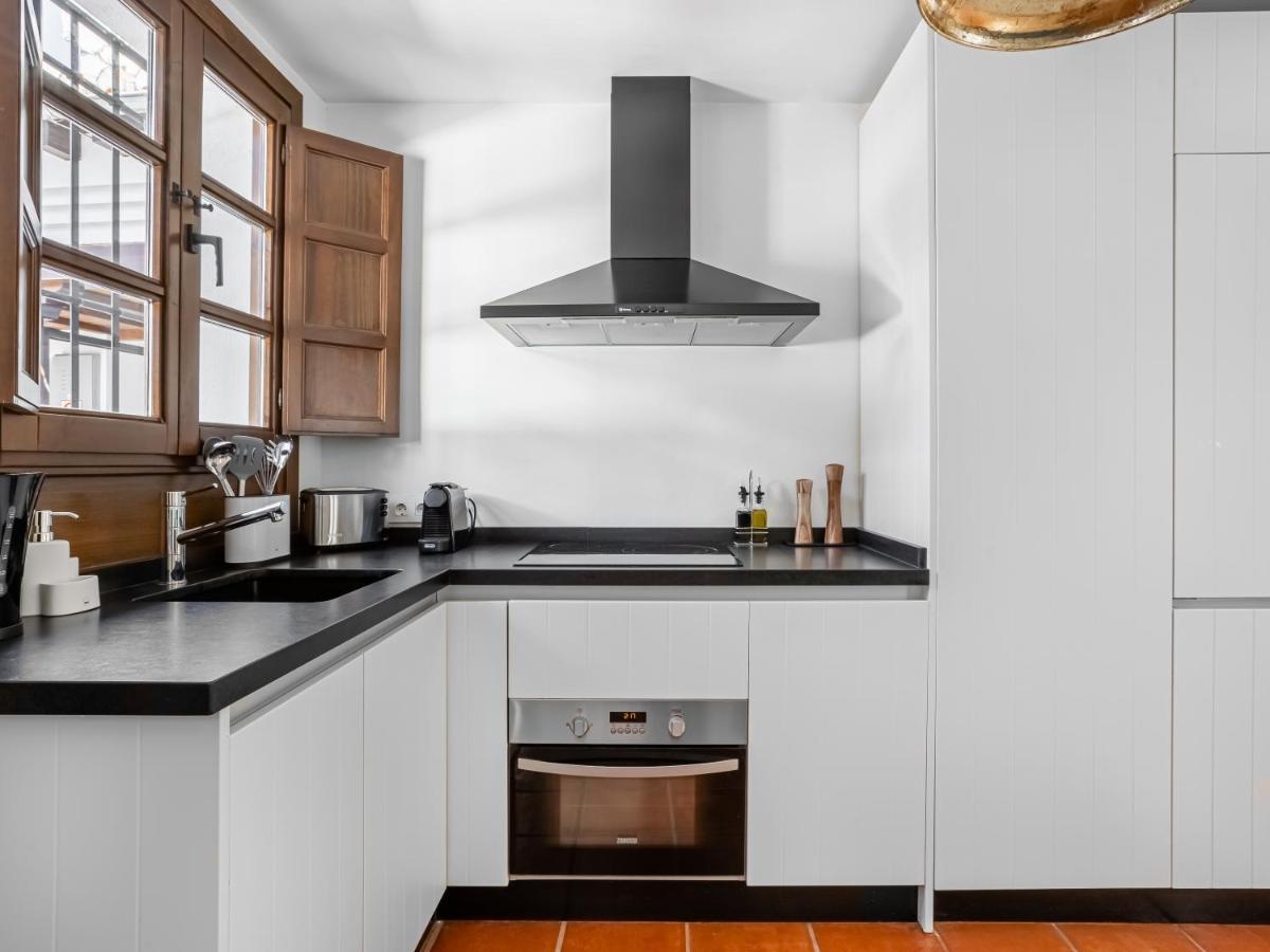 Limehome Granada Calle Santa Ana Экстерьер фото