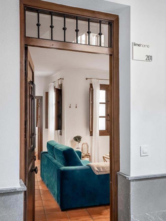 Limehome Granada Calle Santa Ana Экстерьер фото