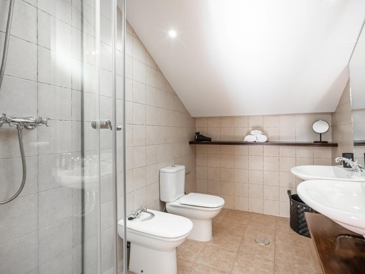 Limehome Granada Calle Santa Ana Экстерьер фото
