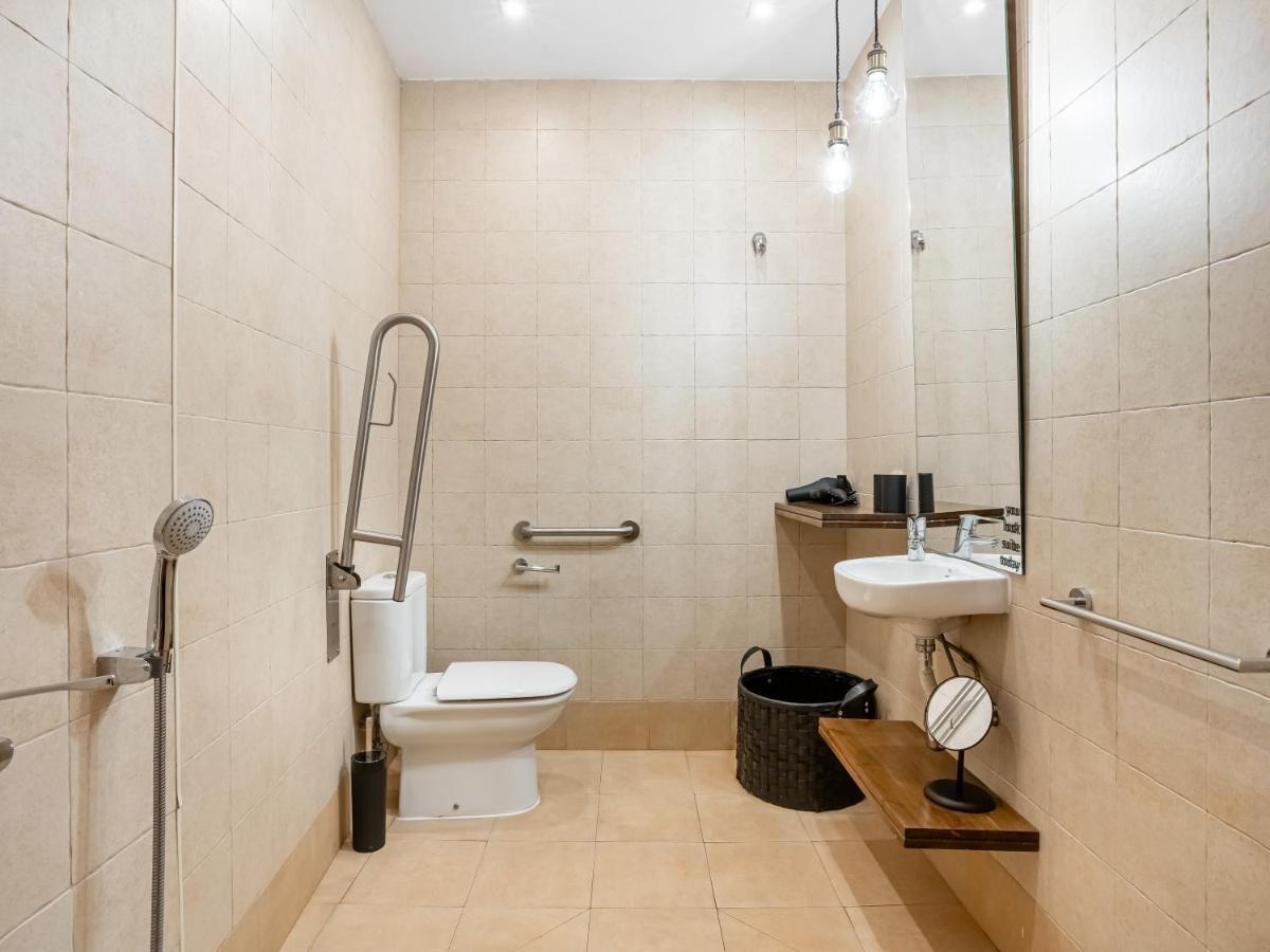 Limehome Granada Calle Santa Ana Экстерьер фото