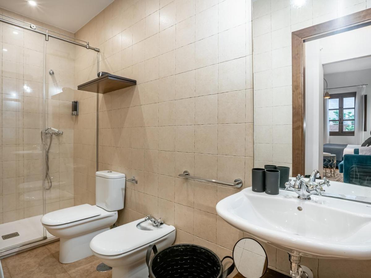 Limehome Granada Calle Santa Ana Экстерьер фото