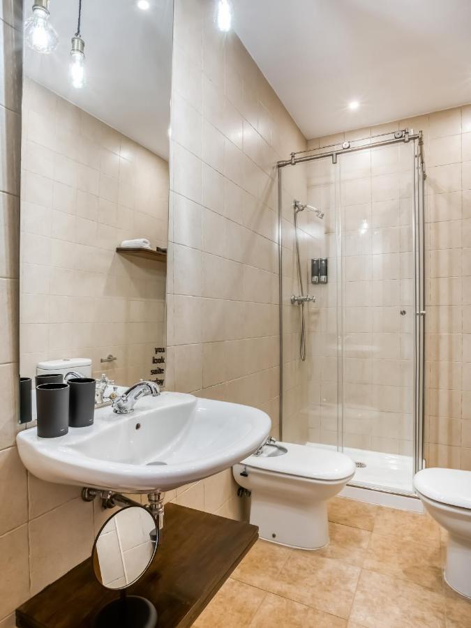 Limehome Granada Calle Santa Ana Экстерьер фото